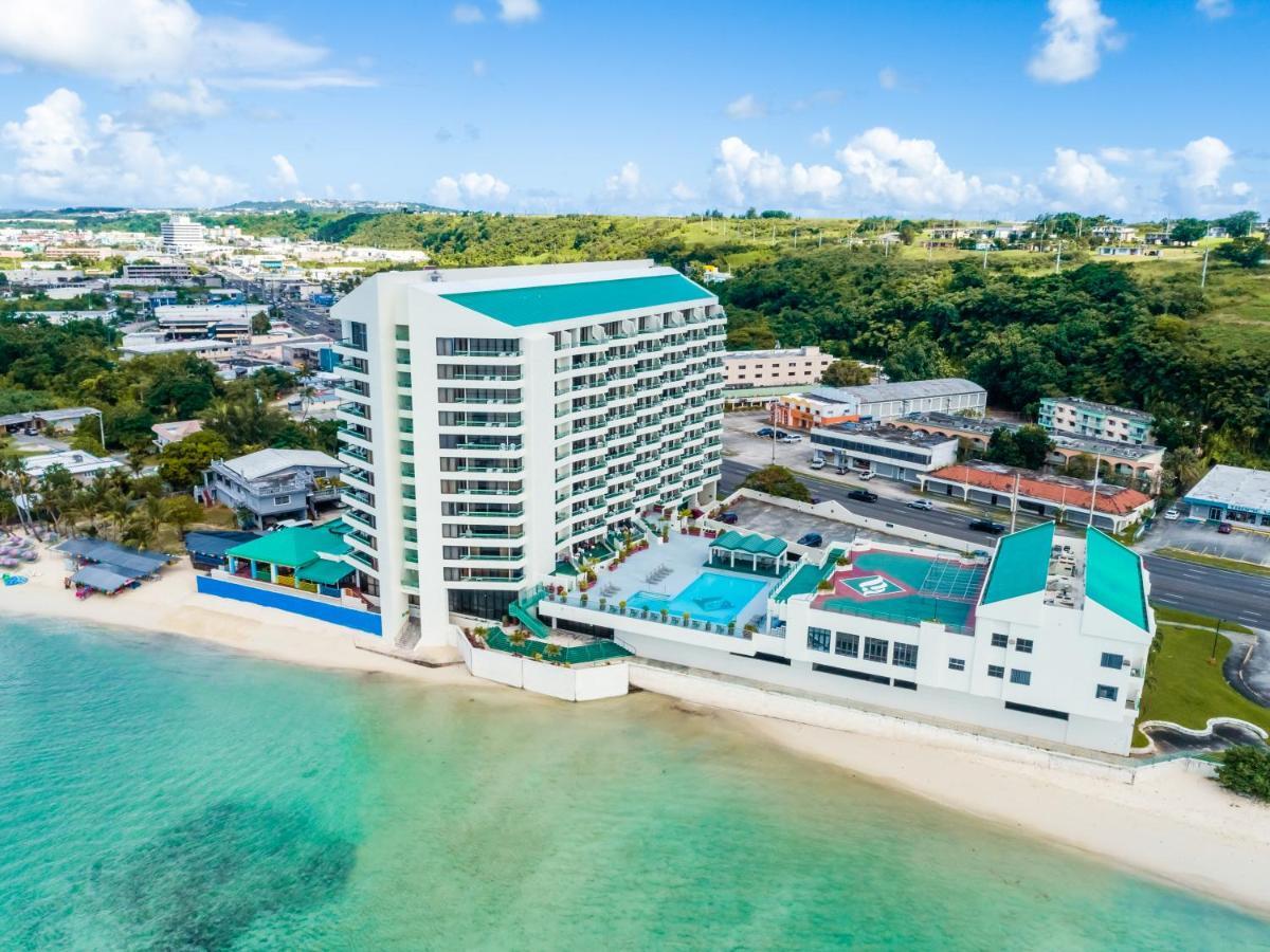 Alupang Beach Tower Tamuning Esterno foto