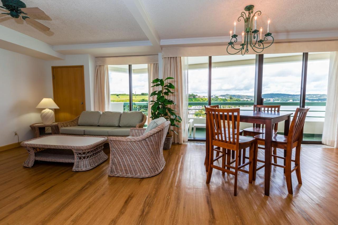 Alupang Beach Tower Tamuning Esterno foto